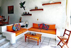 Tranquility, La Sirena #8, the classic Mexican layout and decor of the main living area
