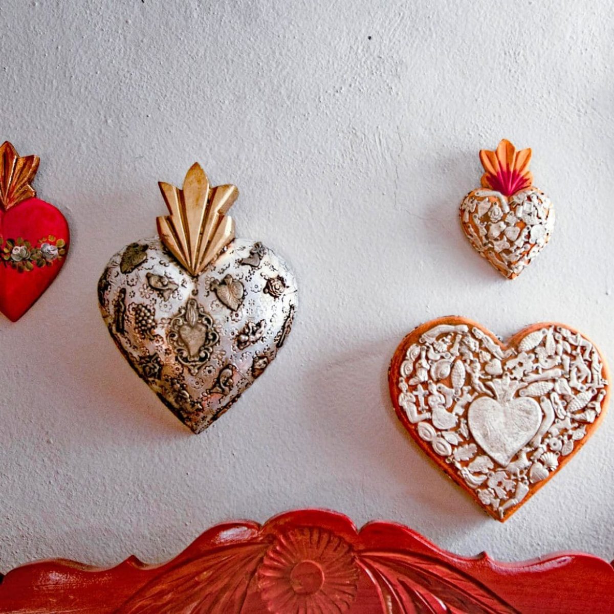 Villa Jardin, La Sirena #16, Master bedroom collection of hand carved hearts