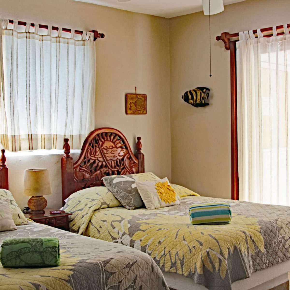 Villa Jardin, La Sirena #16, The downstairs Double Room has both a Twin and a Double Bed